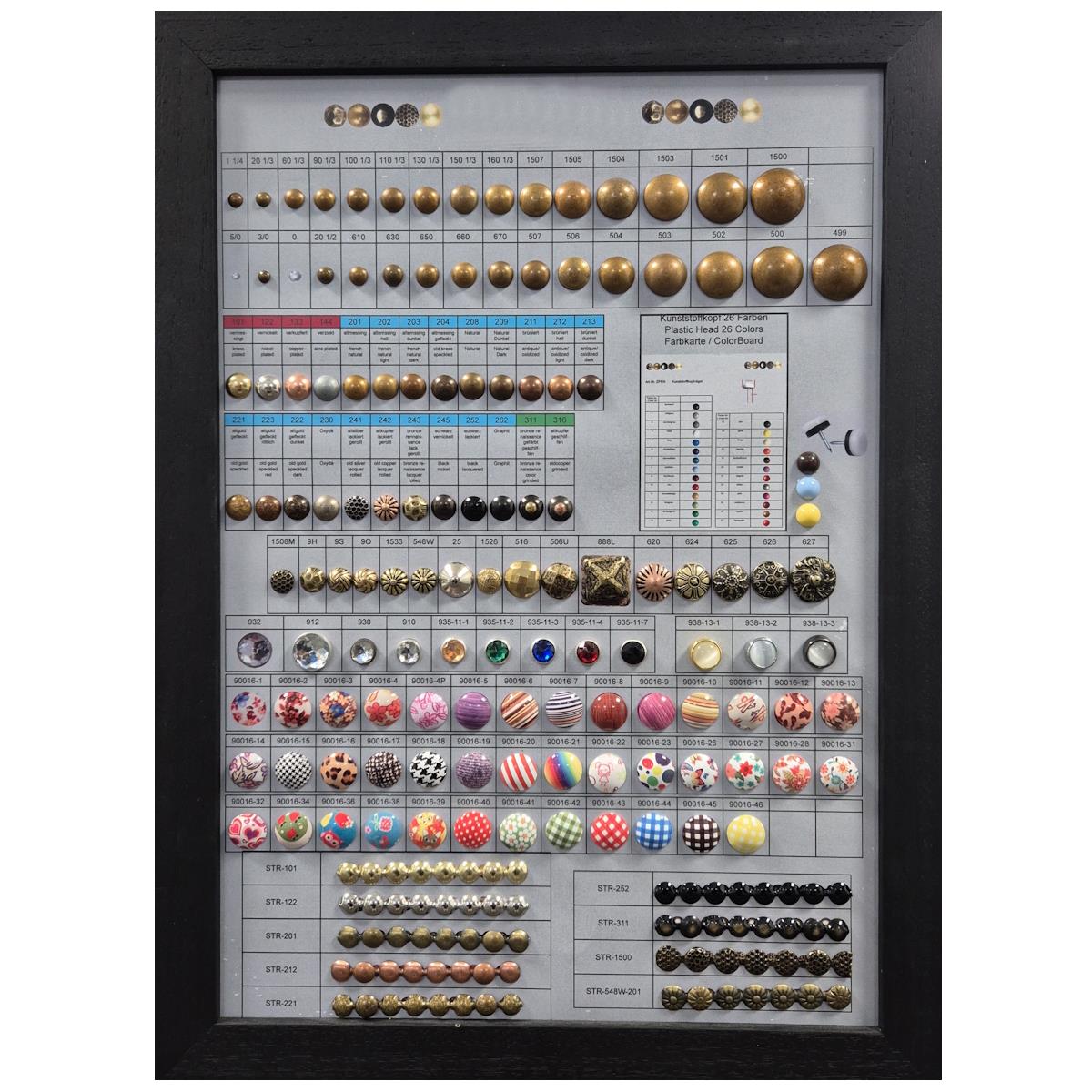 Ziernagelkarte mit echten Nägeln (DIN A3), dunkler Holzrahmen